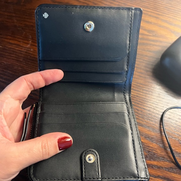 Kate Spade Wallet - Picture 2 of 4